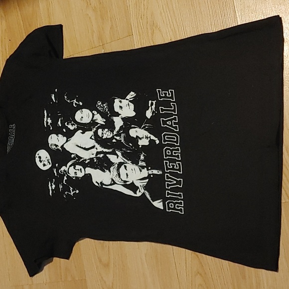 👌Riverdale Tshirt Sz XS - Picture 1 of 4